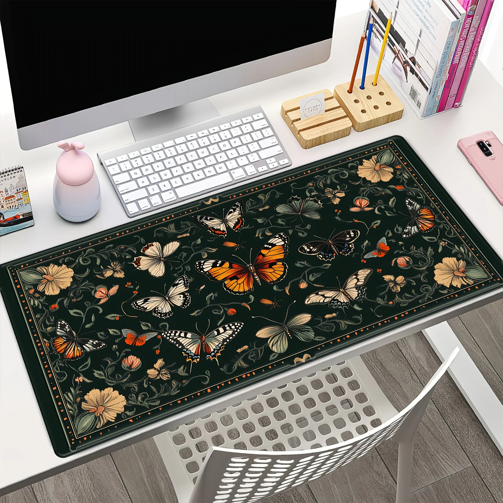 Printed Green Floral Desk Mats Bright Butterflies Urban Landscapes Anti Slip Rubber Mouse Pads Keyboard Office