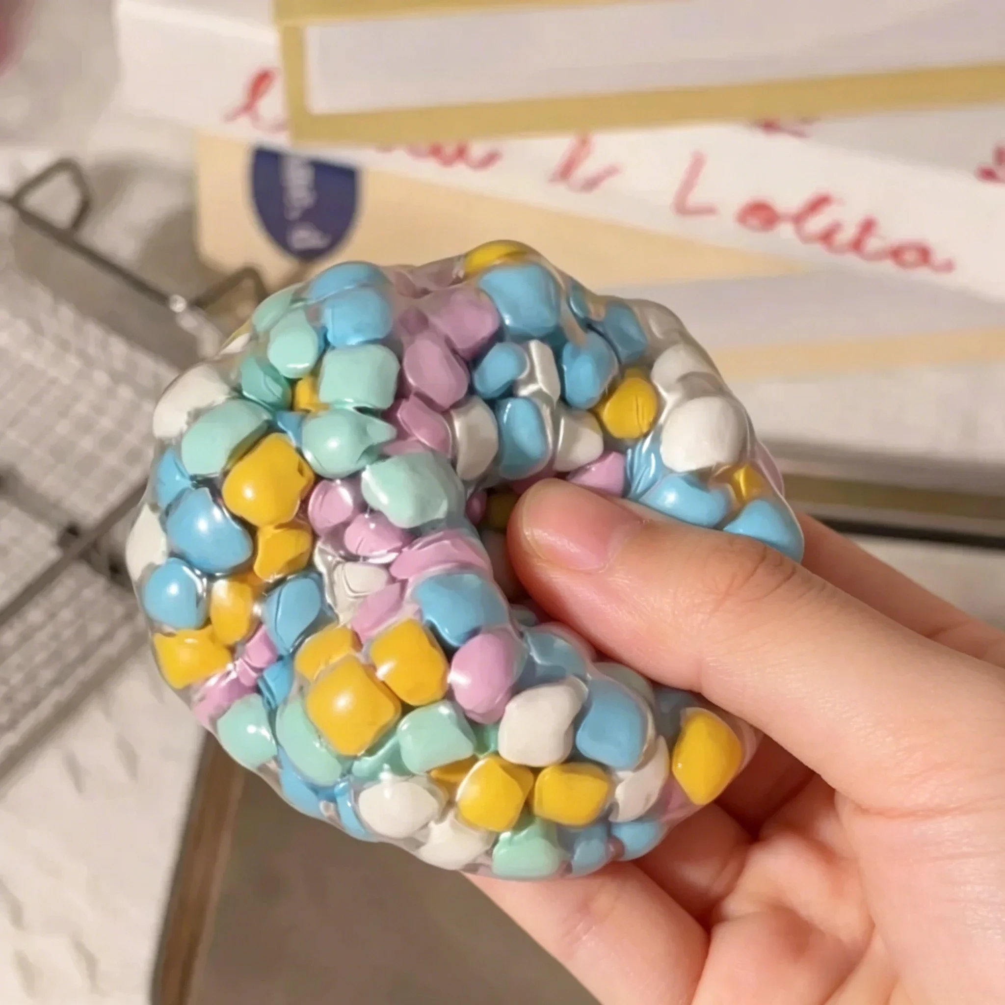 Juguete Antiestrés de Donut Relleno de Cuentas Coloridas, Juguete Sensorial de Donut Transparente de TPR para Aliviar el Estrés