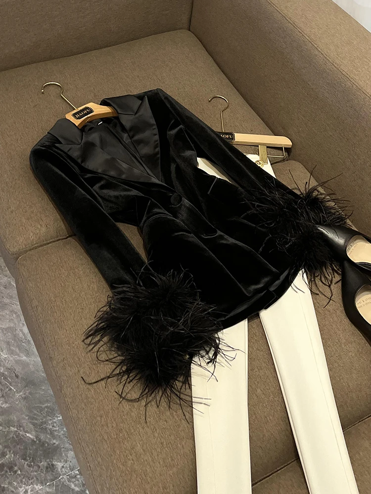 

Winter New Sle Women's Retro Heavy Work Ostrich Feather Waist-Cinching Bla Suit Jaet Commute Wind Long Sve Coat