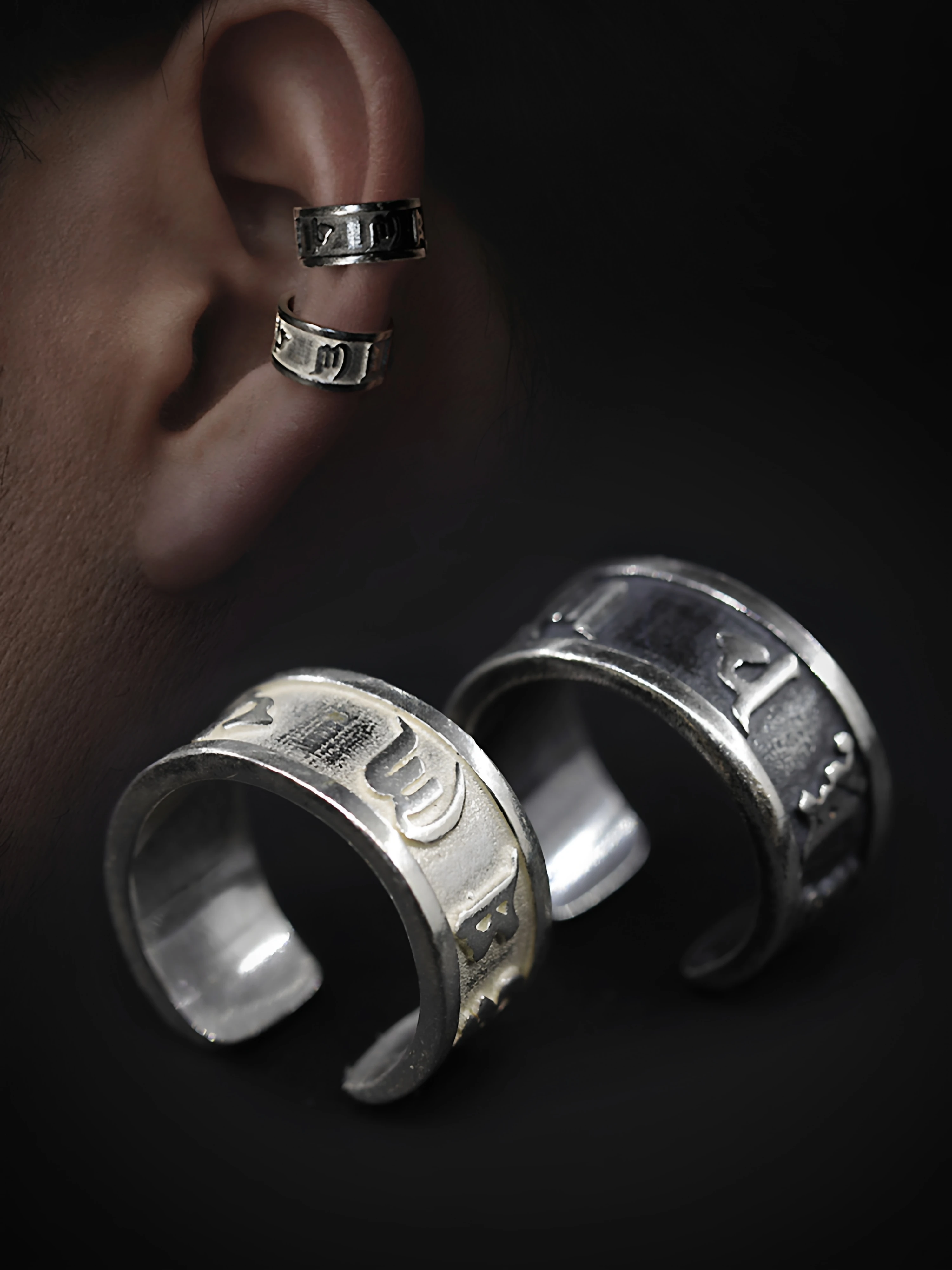 

Cool Hip Hop Style 925 Silver Ear Bone Clip Unisex No Piercing Required Pure Silver Vintage Single Piece for Men And Women