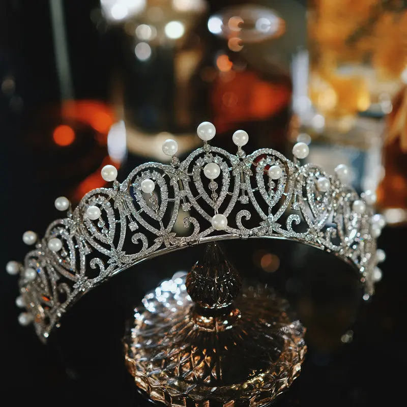 Spanish Royal Sofia Pearl Queen Crown Hair Accessory for Bride Luxury Wedding Zircon Detail Elegant Bridal Headpiece Tiaras