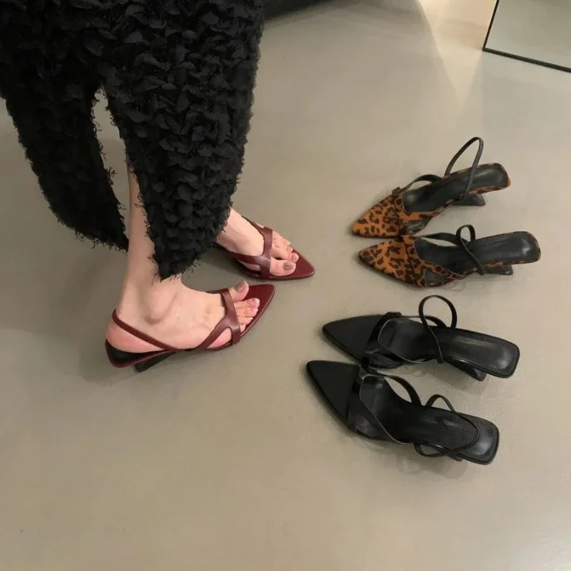 2025 New Summer Pointed Toe Stiletto Women's Sandals Leopard Print Half Sandals Elegant Women Party Shoes Mid Heels