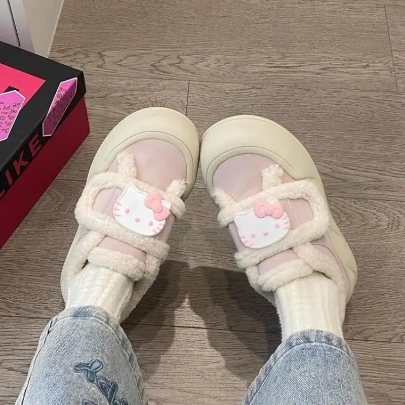 

Популярная модная удобная хлопковая обувь Sanrio для девочек Hello Kitty Kawaii, студенческие зимние зимние зимние ботинки на толстой подошве с героями мультфильмов аниме, новые зимние сапоги