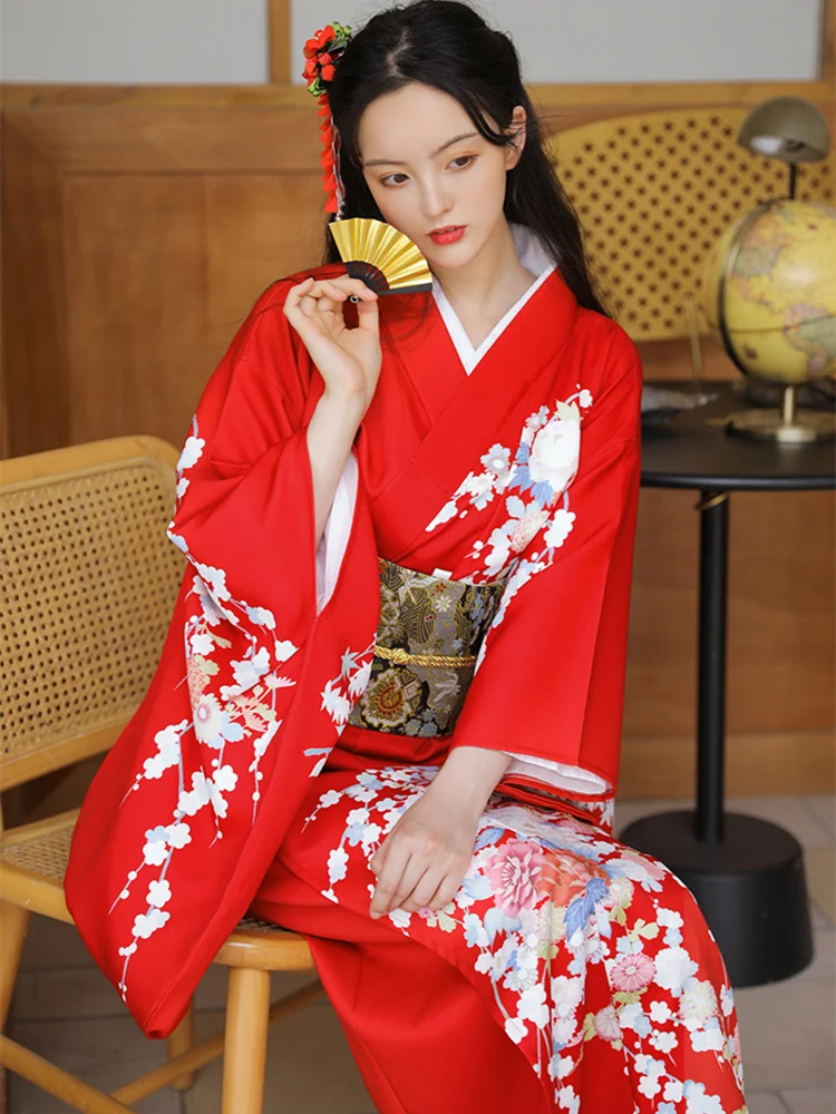 

2022 New Women's Japanese Traditional Kimono Red Color Long Sleeve Formal Yukata Photography/Performing Dress Cosplay Costume
