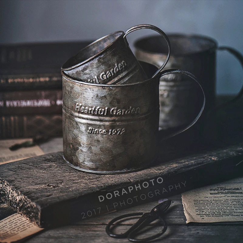 Photography Props Retro Handle Cup Drinkware Wrought Iron Flower Bucket Vintage English Printing Home Decor Gourmet Photography