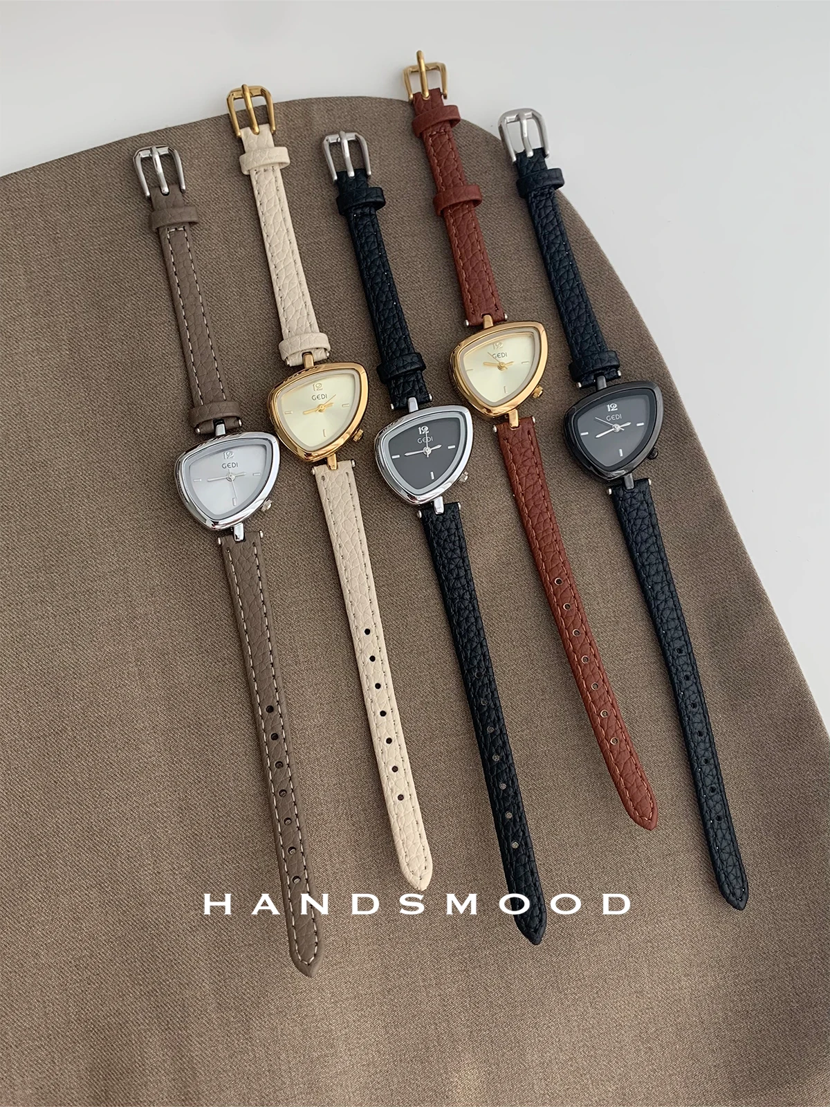 Elegant Women'S WristwatchesNiche DesignsHigh-End Leather Exquisite And Unique Quartz Watches For Women, Trendy Women'S Watches.