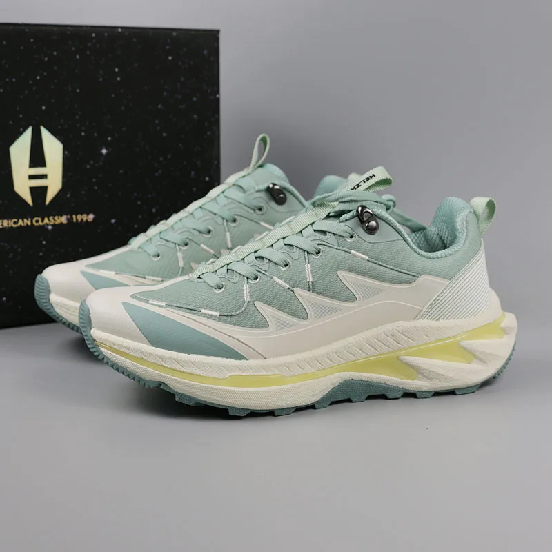 

2025 Новая популярная модель, легкие, дышащие, прочные кроссовки, противоскользящие, износостойкие, спортивные кроссовки