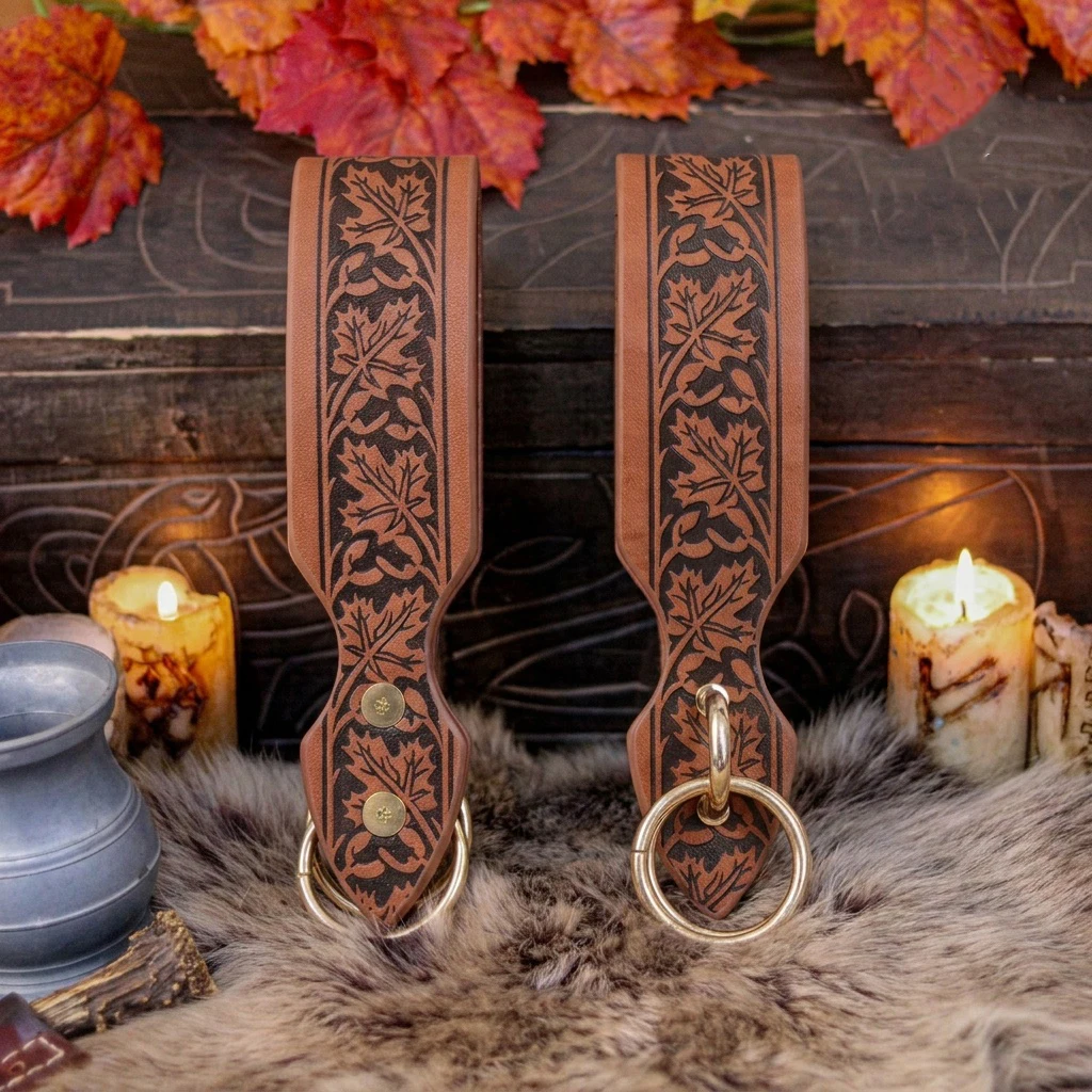 Women's Renaissance Belt Accessories Medieval Vintage Embossed PU Leather Skirt Clips Hiking Skirt Accessories for Halloween LARP Cosplay