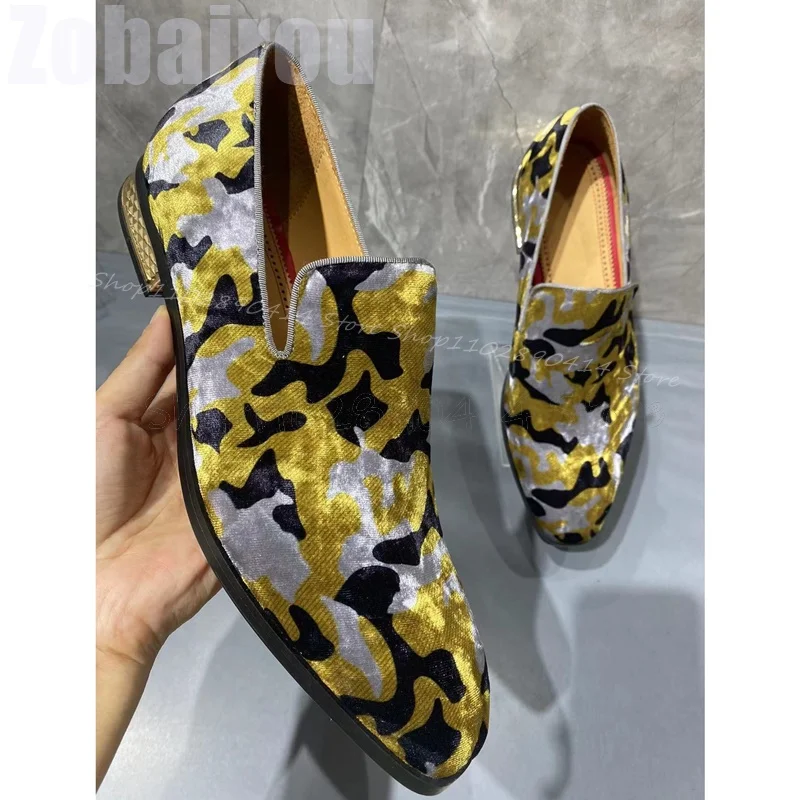 토템 프린트 스퀘어 토 메탈 힐 로퍼 패션 슬립온 남성 신발 럭셔리 수제 파티 연회 데이트 남성 드레스 신발