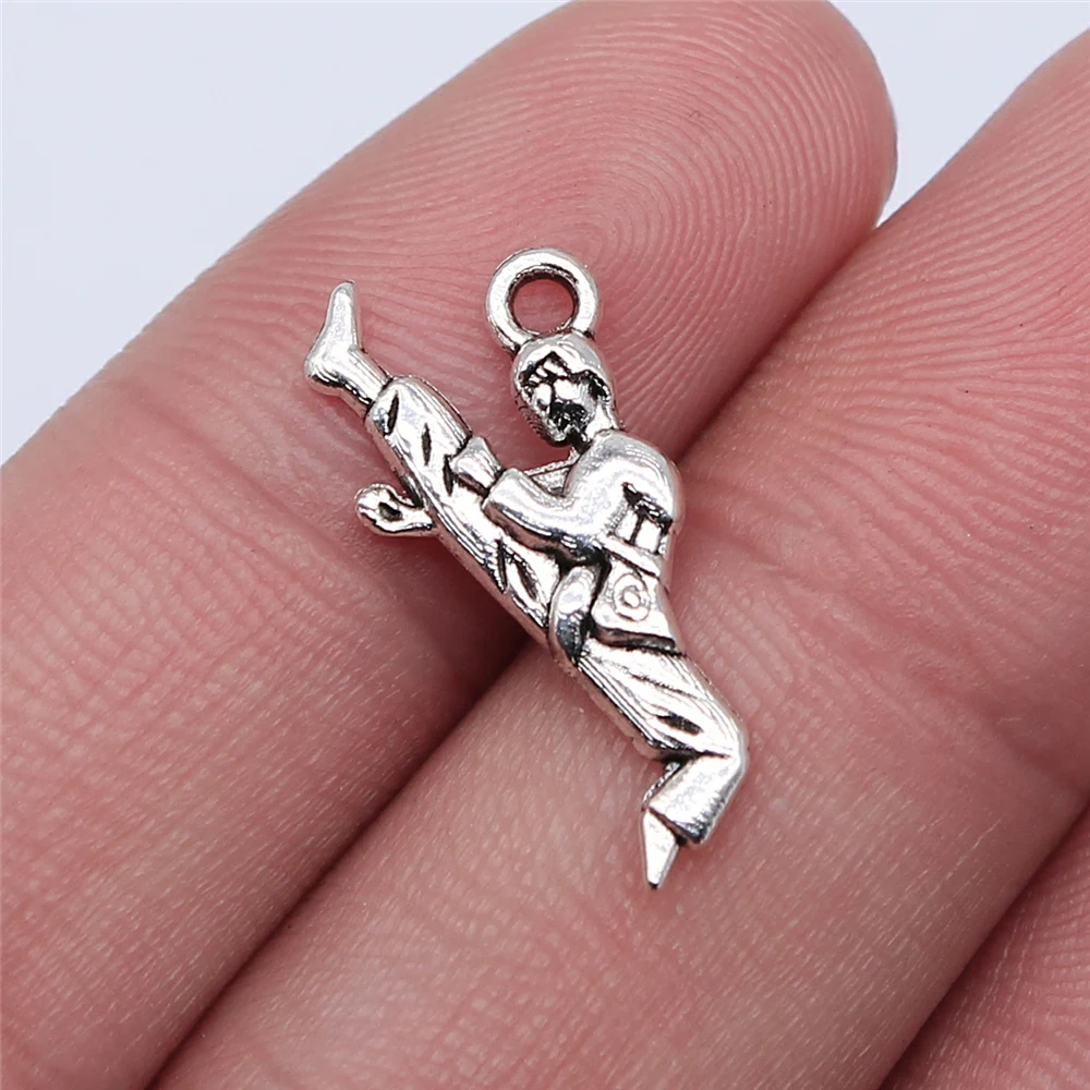 

Wholesale 200pcs/bag 22x10mm Antique Silver Color Martial Arts Athlete Charms For Jewelry Making DIY Jewelry Findings