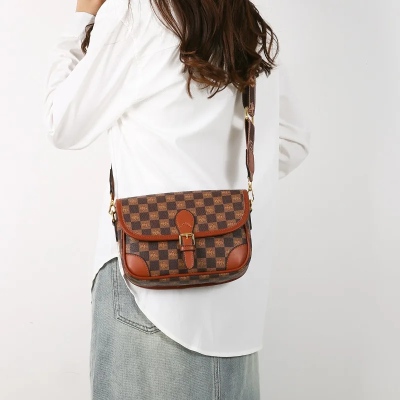 

Portable Office Bag Women Multifunctional Shoulder Handbag Organized For Document Carry And Business Essentials
