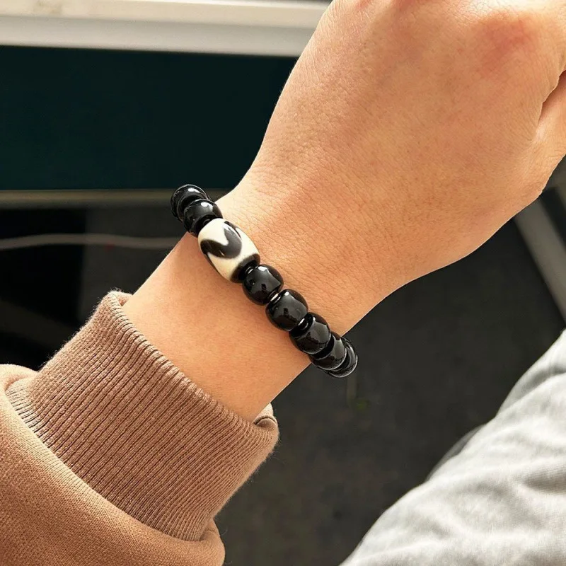 

Black Samurai , Old-style Agate Jewelry, Men's , Classic Tiger Tooth Dzi Bead Bracelet, Versatile for Women