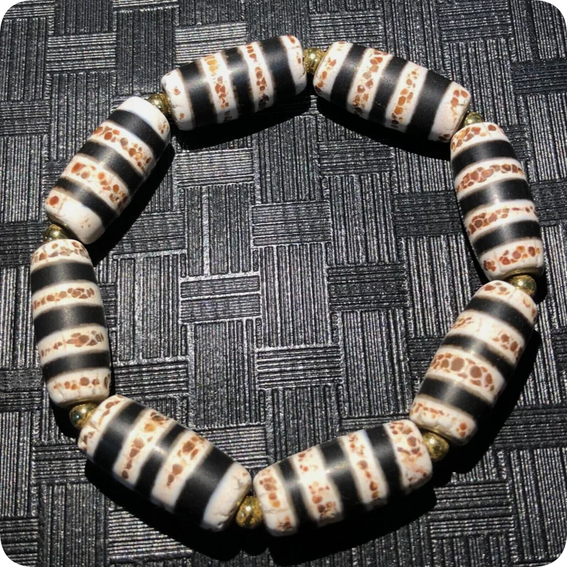 Rare Magic Tibetan Old Agate 3Line Healer Medicine Totem dZi Bead Bracelet N010