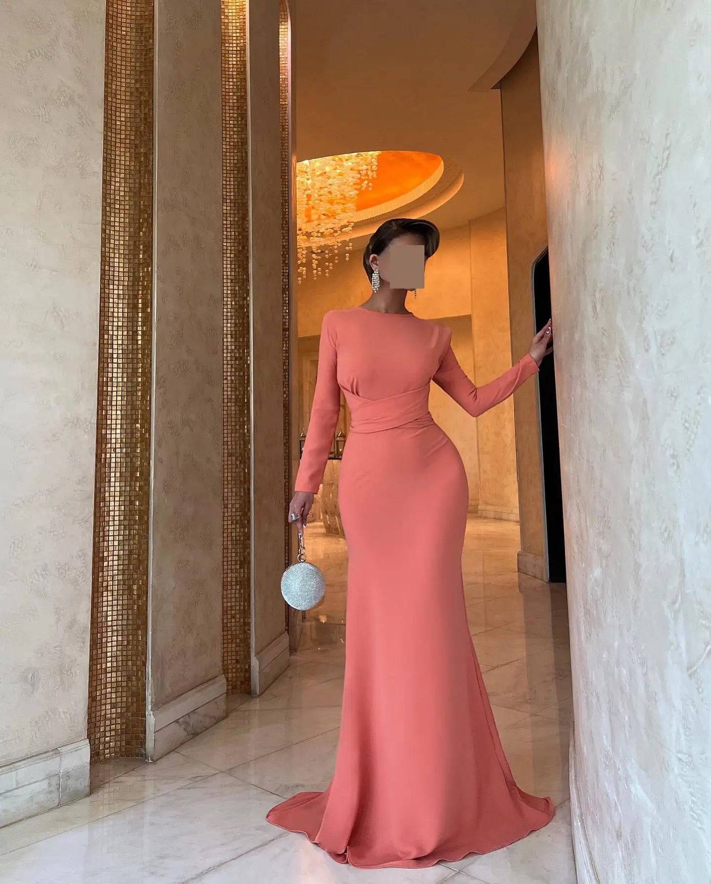 Elegant Long Sleeve Prom Dress Saudi Aribia Woman Satin Floor Length Sweetheart Evening Dress Formal Occasion Wedding Party Gown