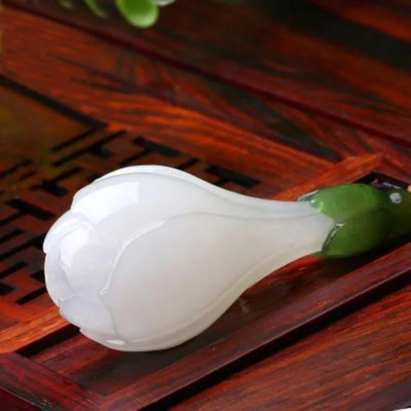 

NaturalHetian White Jade Exquisite Carving Magnolia Jasper Ornament Pendant