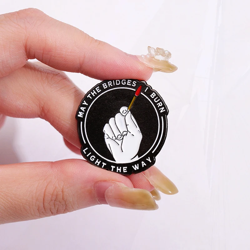 The Burn I Burn Light the Way Pines Badge lucu perhiasan hadiah untuk teman membakar kecocokan Enamel bros Custom May