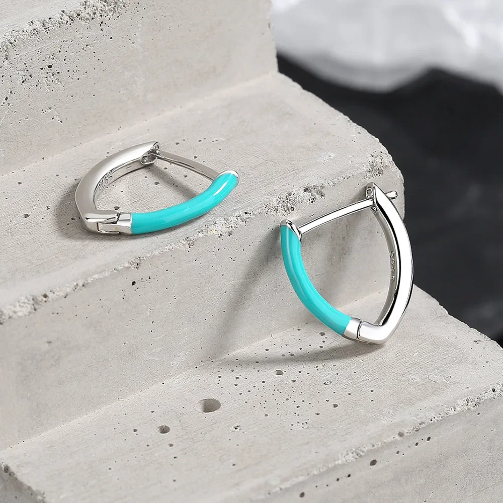 Korean Letter V Shape Hoop Earring For Women Girls Pink Blue Enamel Huggie Earrings Party Wedding Trendy 2023 New Jewelry Gift