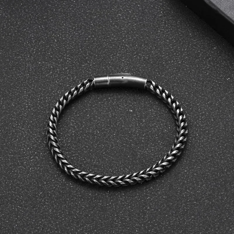 

Stainless steel bracelet with round ground keel for men, simple hip-hop Cuban chain titanium steel jewelry