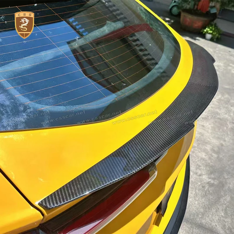 Dry Carbon Fiber Rear Truck Spolier Racing Lid For Lamborghini URUS S upgrade 1016 Car Roof Wing Spolier Moulding Kits