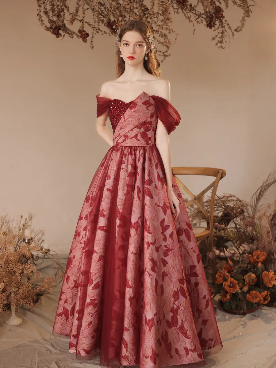 جديد وصول مساء اللباس بورجوندي الحفلة الراقصة قبالة الكتف الدانتيل متابعة فستان الحزب الخلفي