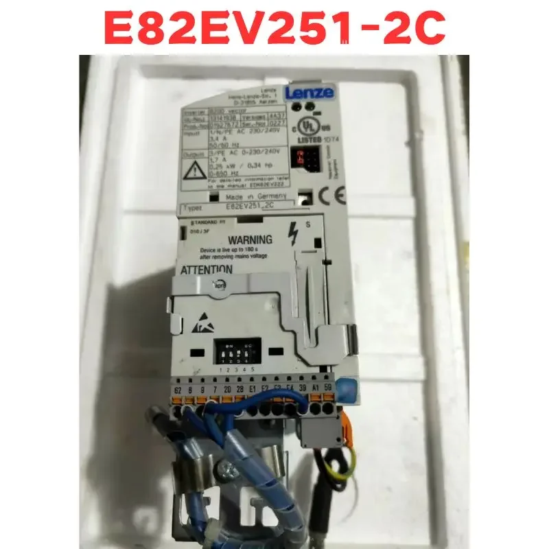 

Second-hand E82EV251-2C E82EV251 2C Inverter Tested OK