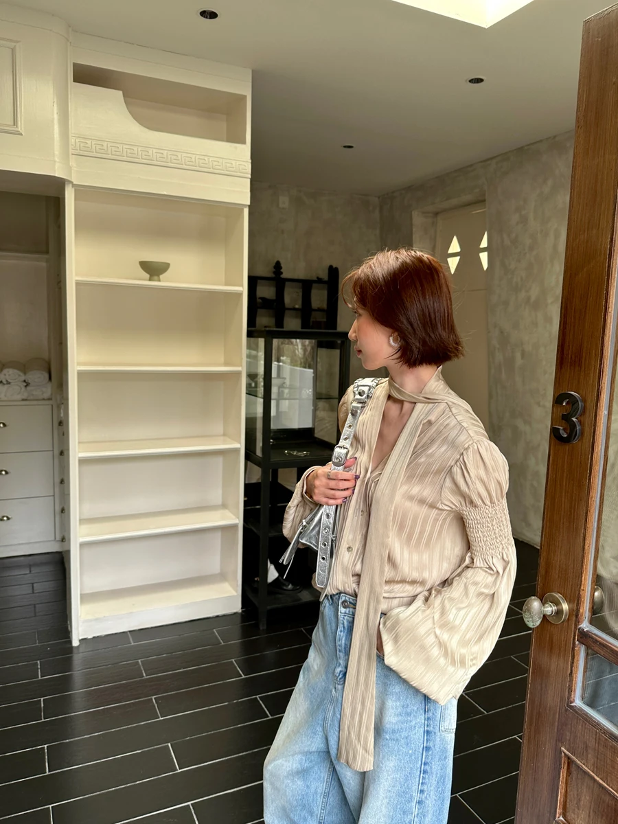 

Золотистая женская блузка с V-образным вырезом и длинным рукавом, элегантный дизайн, осенняя новинка, модная женская одежда, этнический сценический костюм