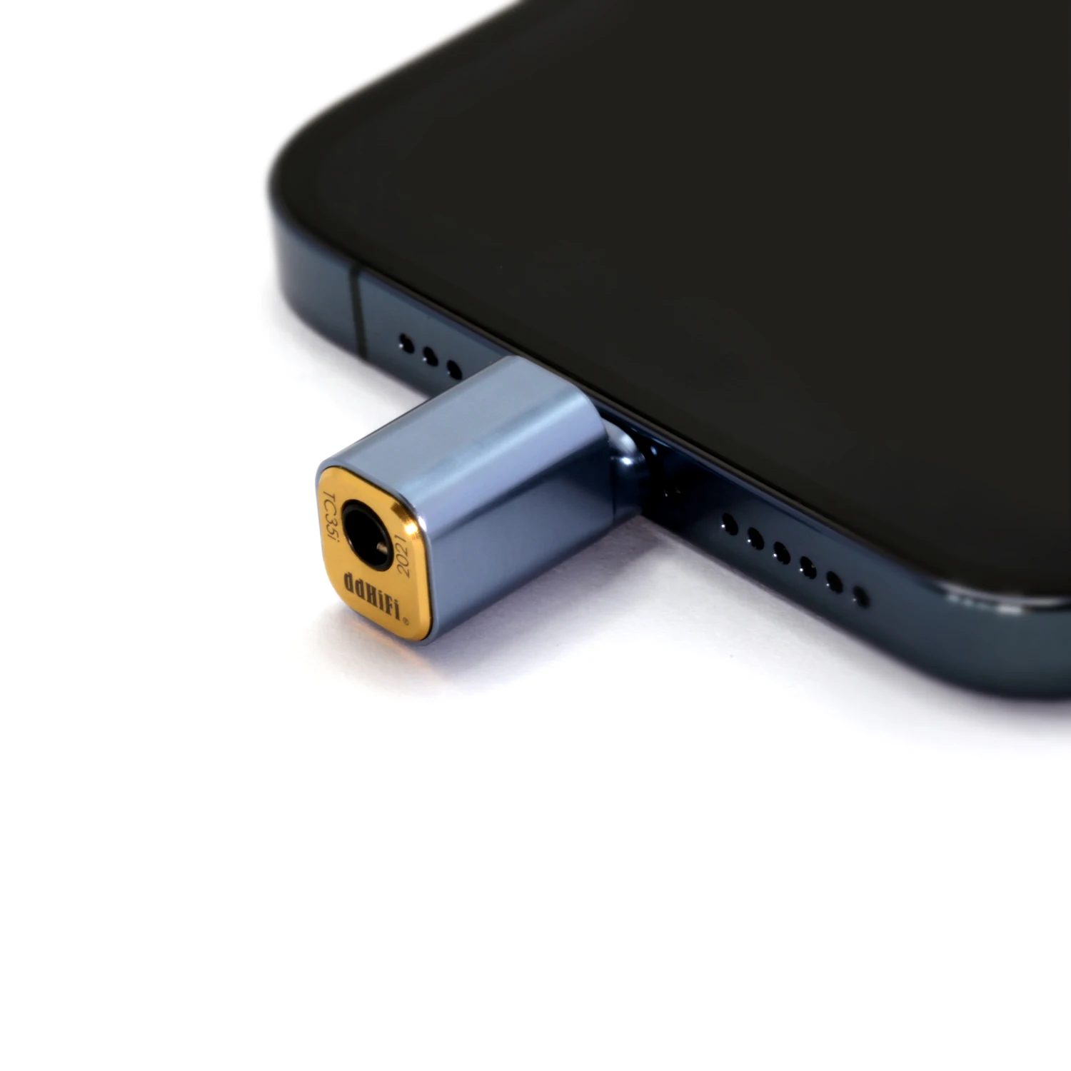 DD HiFi TC35i Lightning Male to 3.5mm Female Adapter Stereo Converter For iPhone, iPad, iPod