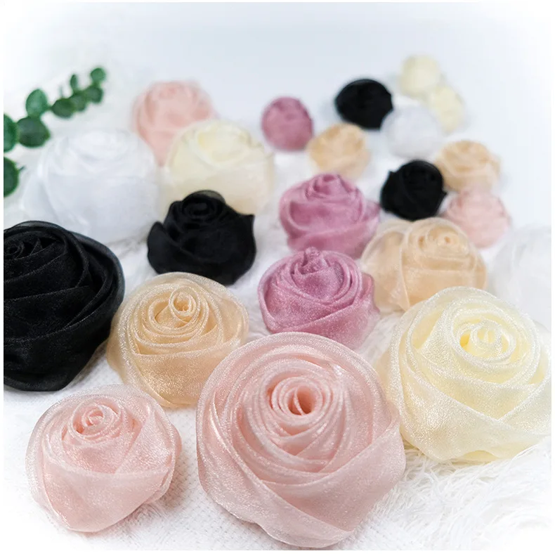 5 Stück 3cm Organza Schneerosen-Köpfe Haarschmuck Partydekoration Kleine Blumen DIY Handgemachtes Kleidungszubehör Kostümdesign – Detail 4