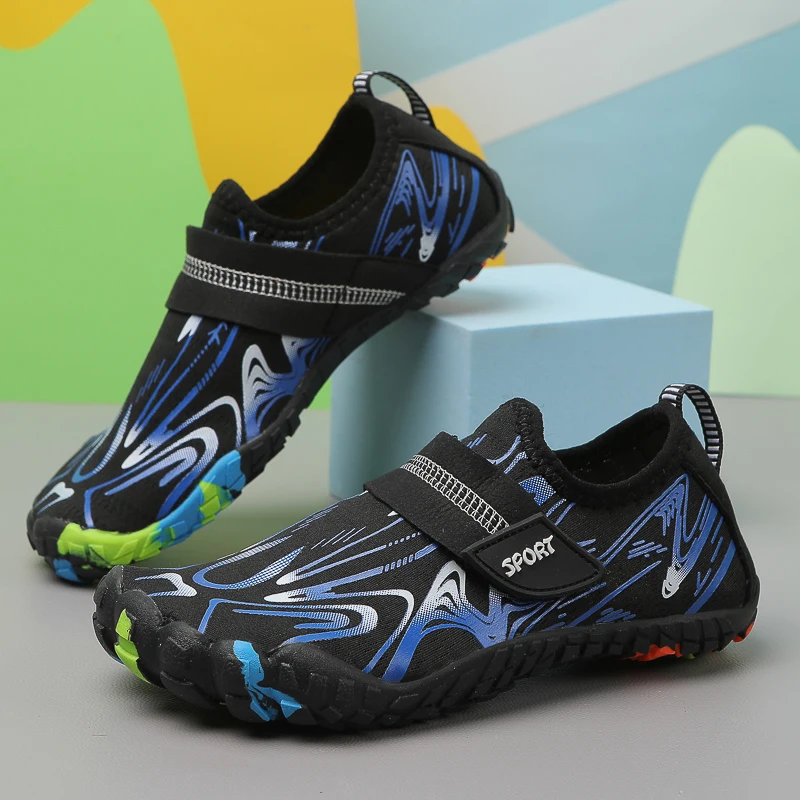 Sapatos de natação de secagem rápida para crianças, sapatos Aqua descalço para estudantes, tênis de corrida para fitness indoor, sapatos de água de verão, 29-38 #, novo