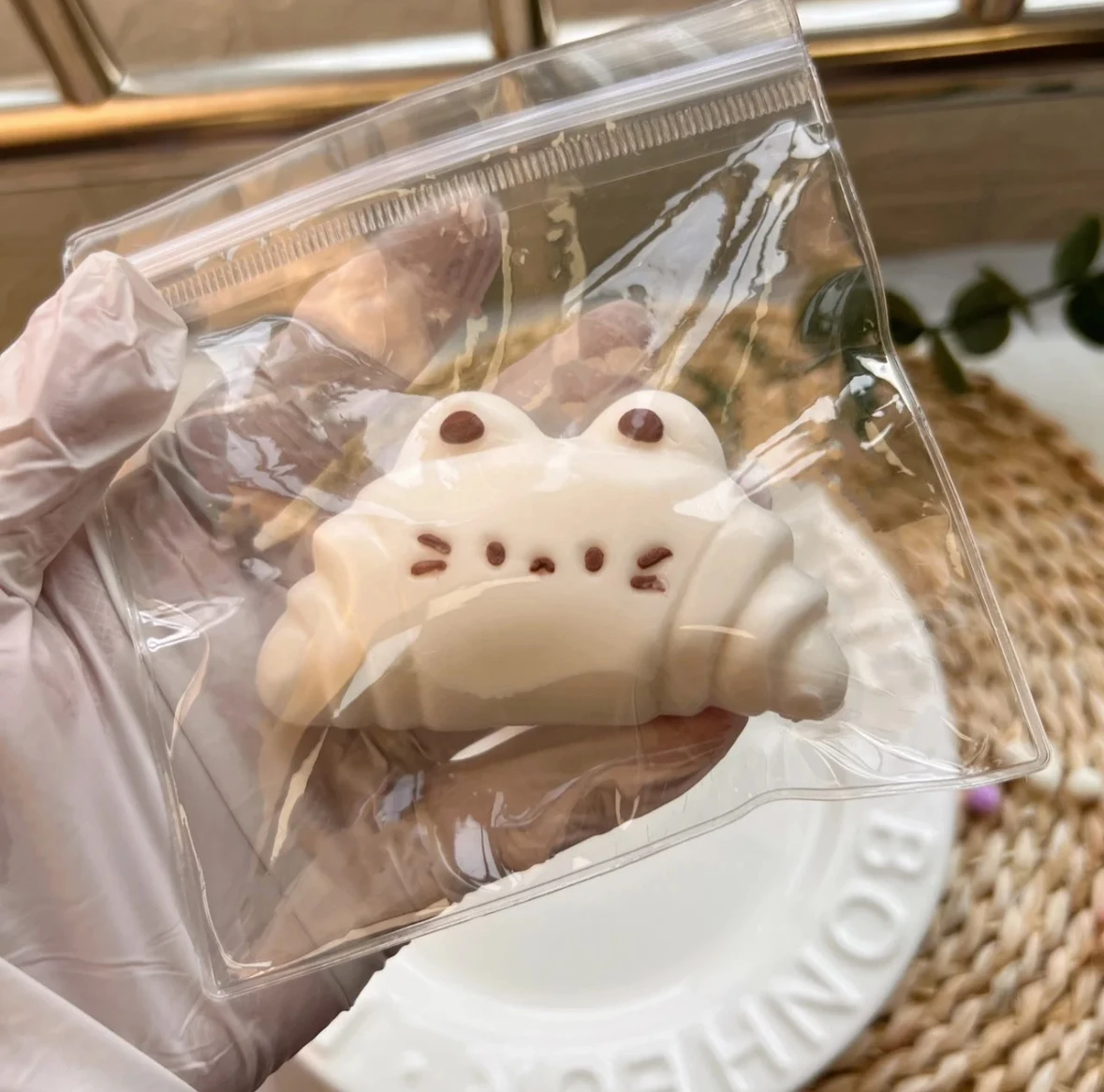 Handmade Cute Cat Croissant Soft Squishy Toys Silicone Stress Relief Kawaii Cat Taba Slow Rising Sensory Toys