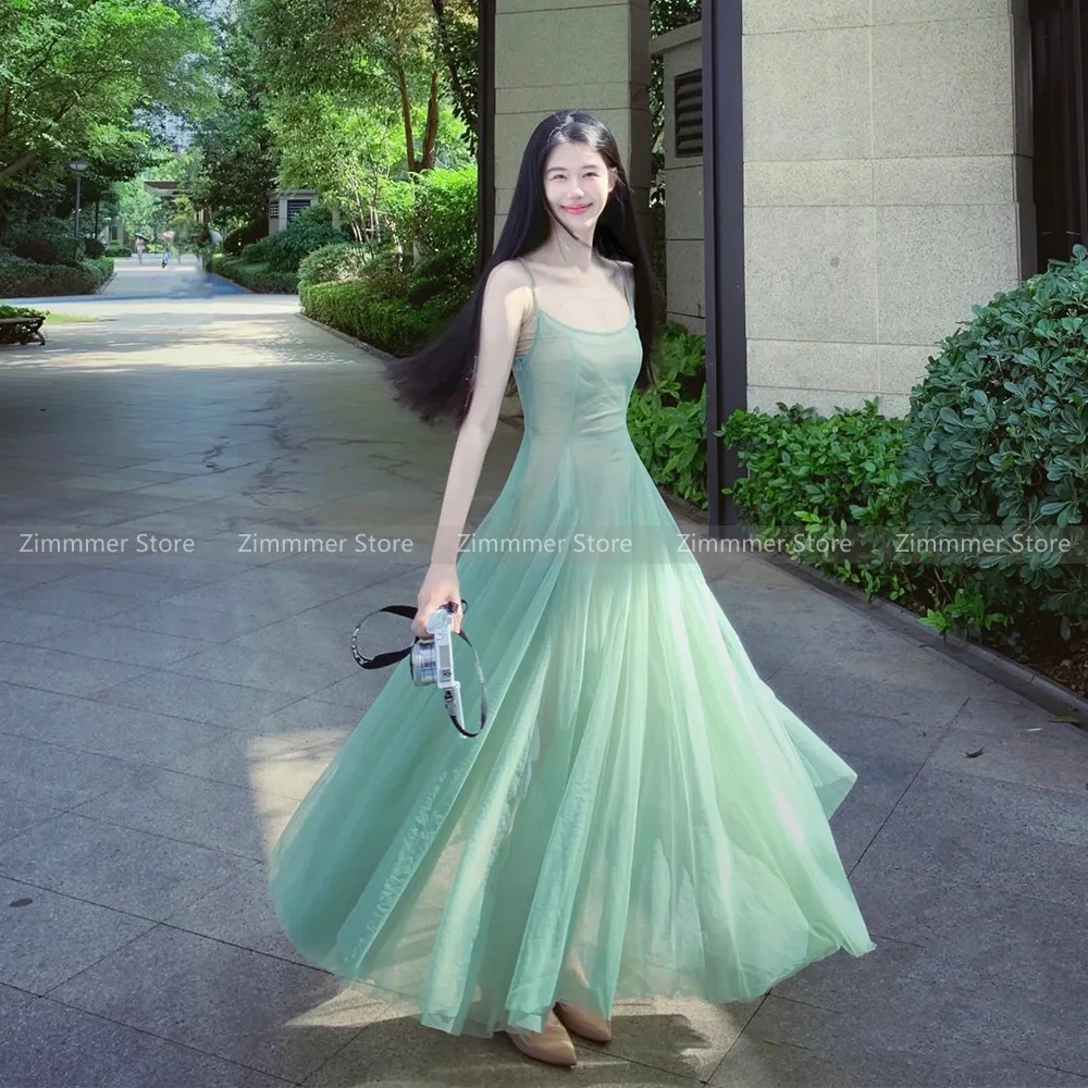 

Design sense retro halter green mesh atmosphere sense whitening long dress two-piece set super fairy seaside vacation dresses