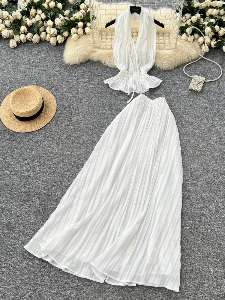 

Летние женские белые сексуальные топы без рукавов с открытой спиной и глубоким v-образным вырезом, тонкие топы на шнуровке с лямкой на шее и плиссированная длинная юбка с высокой талией, комплект из двух предметов