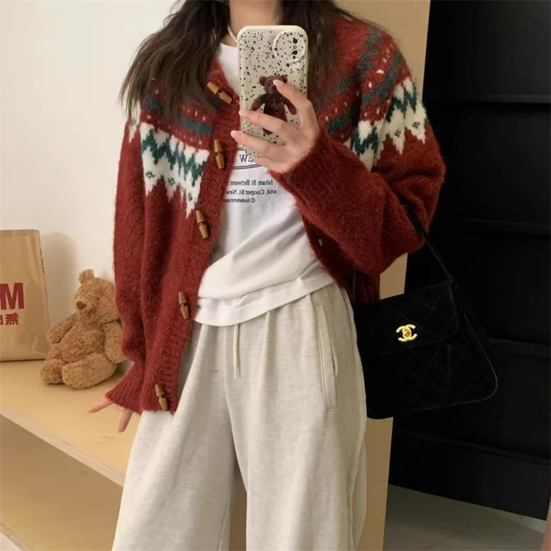 2024 Women\'s Autumn and Winter New Knitted Cardigan Retro Ethnic Style Jacquard Loose round Neck Sweater