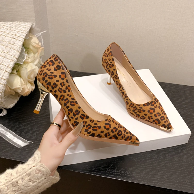 African Woman Shoe Sexy Heels Branded Pumps Shallow Mouth Pointed Wedge Burgundy Crossdressers Beige Latest Fashion Fine To