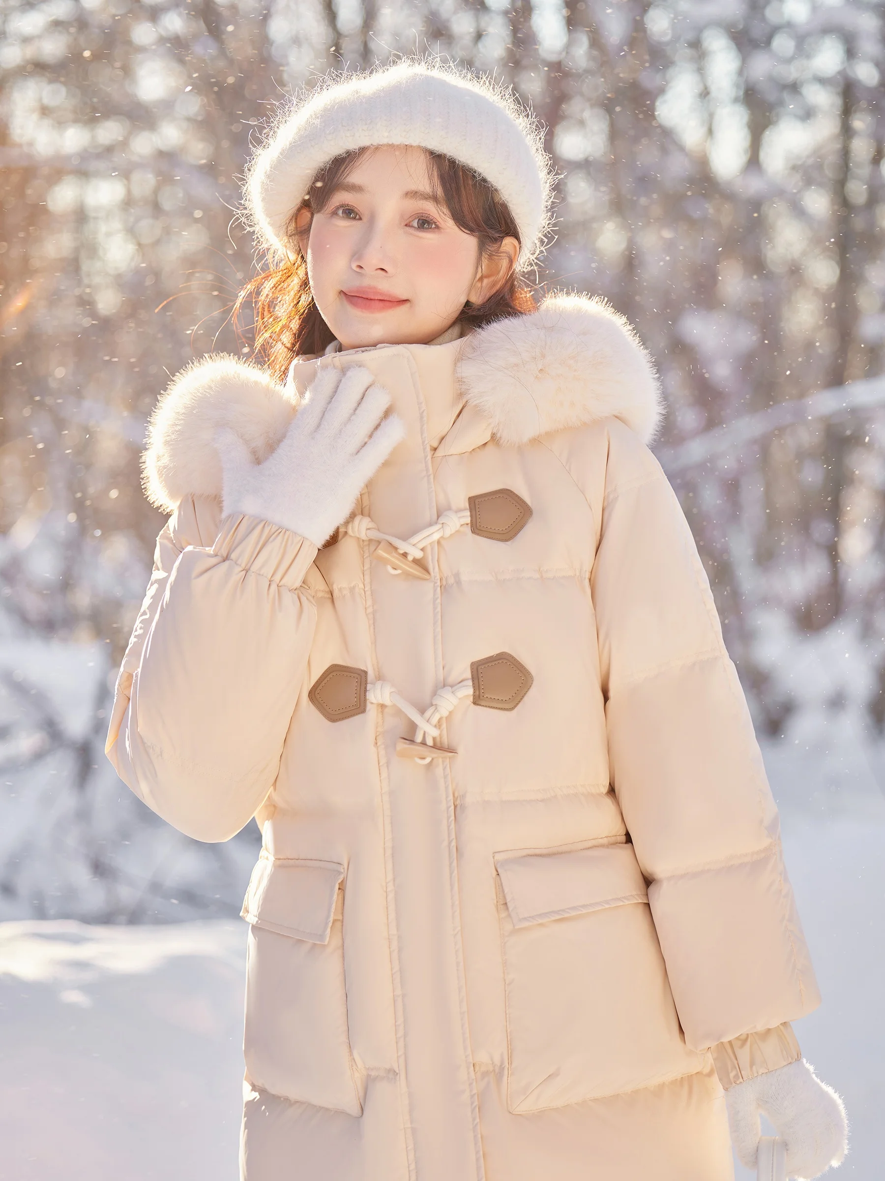 

Теплая зимняя куртка-пуховик Warm Sun Departure 22352 Sweet Sle с 90% пуха, меховым воротником, молнией и тканью с эффектом памяти