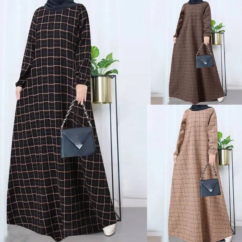 

2025 Muslim Women's Cotton and Linen Long Sleeved Checkered Round Neck Sweeping Dress, Casual Loose Spring and Autumn Robe