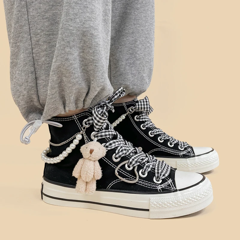 Amy and Michael Sweet Lovely Girls Students Casual Tennis Sneakers Kawaii Anime Bear Dolls Hand Made Cavas Shoes Women High Tops