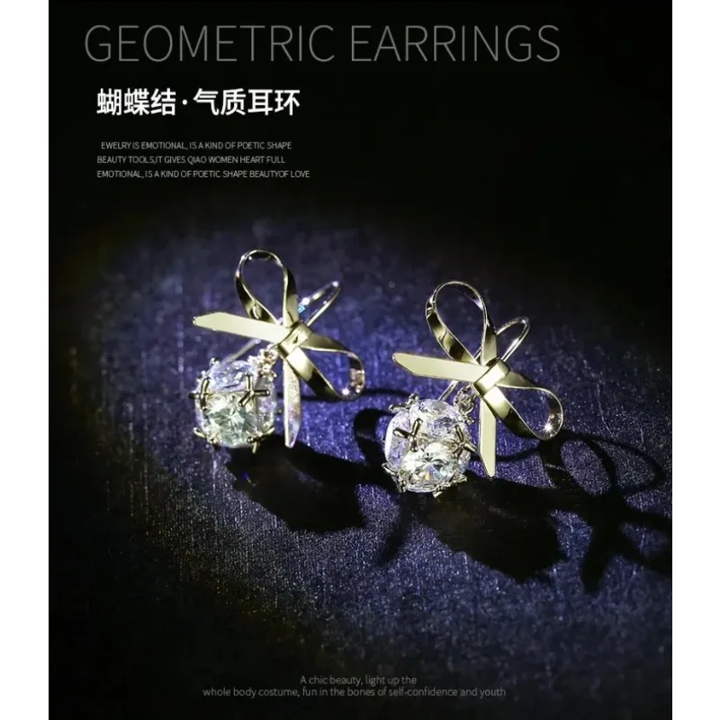

Short bow earrings are the perfect feminine charm, a pair of versatile earrings, retro pendant earrings