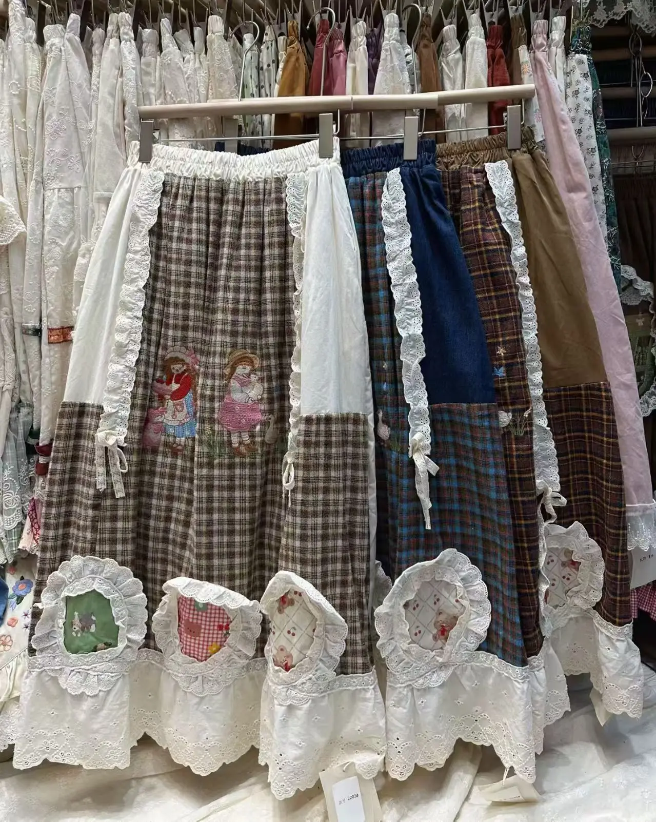 3 Colors Winter Fleece Vintage Patchwork Cartoon  Lace Long Skirt Female Sweet Lolita Kawaii Retro Chic Midi Skirt