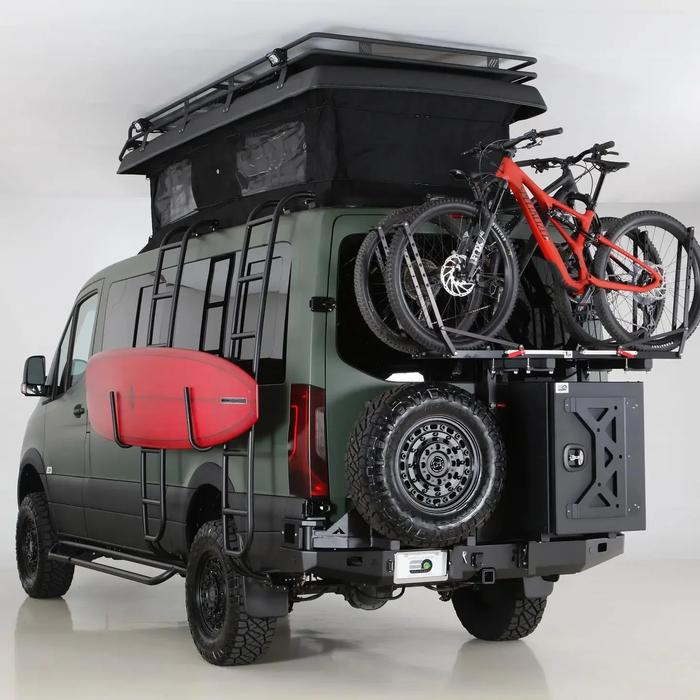 Sprinter Interior Kit Rooftop Tent Hard Shell with Annex Van Conversion Kit Factory Price