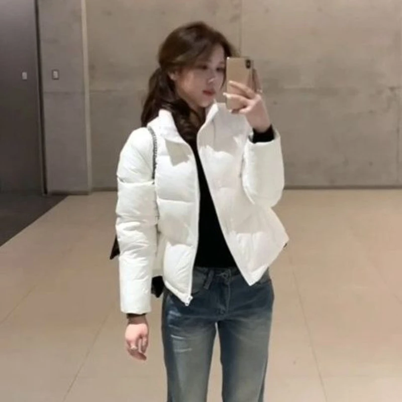 Fashion Sense of Advanced White Short Bread Jacket Coat Female Thickening for Warmth Little Fellow Winter Quilted Jacket