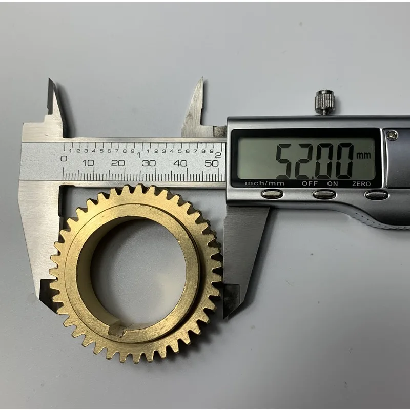 Worm gear apply for 1001 Mechanical automatic feeder, Copper wheel OD52*ID32*H16MM with 39 T Milling machine accessories 1pc