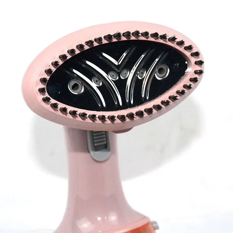 เตารีดไอน้ำมือถือแบบพกพาสำหรับเสื้อผ้าไอน้ำเทอร์โบ1500W ดีไซน์แบบพกพาไอน้ำทะลุทะลุทะลวงที่แข็งแกร่ง