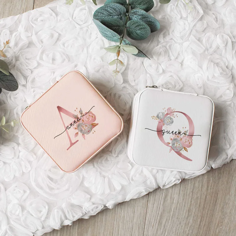 

Personalization Jewelry Box Portable Leather Color Organizer Display Travel Jewelry Case Box Earrings Necklace Ring Jewelry Box