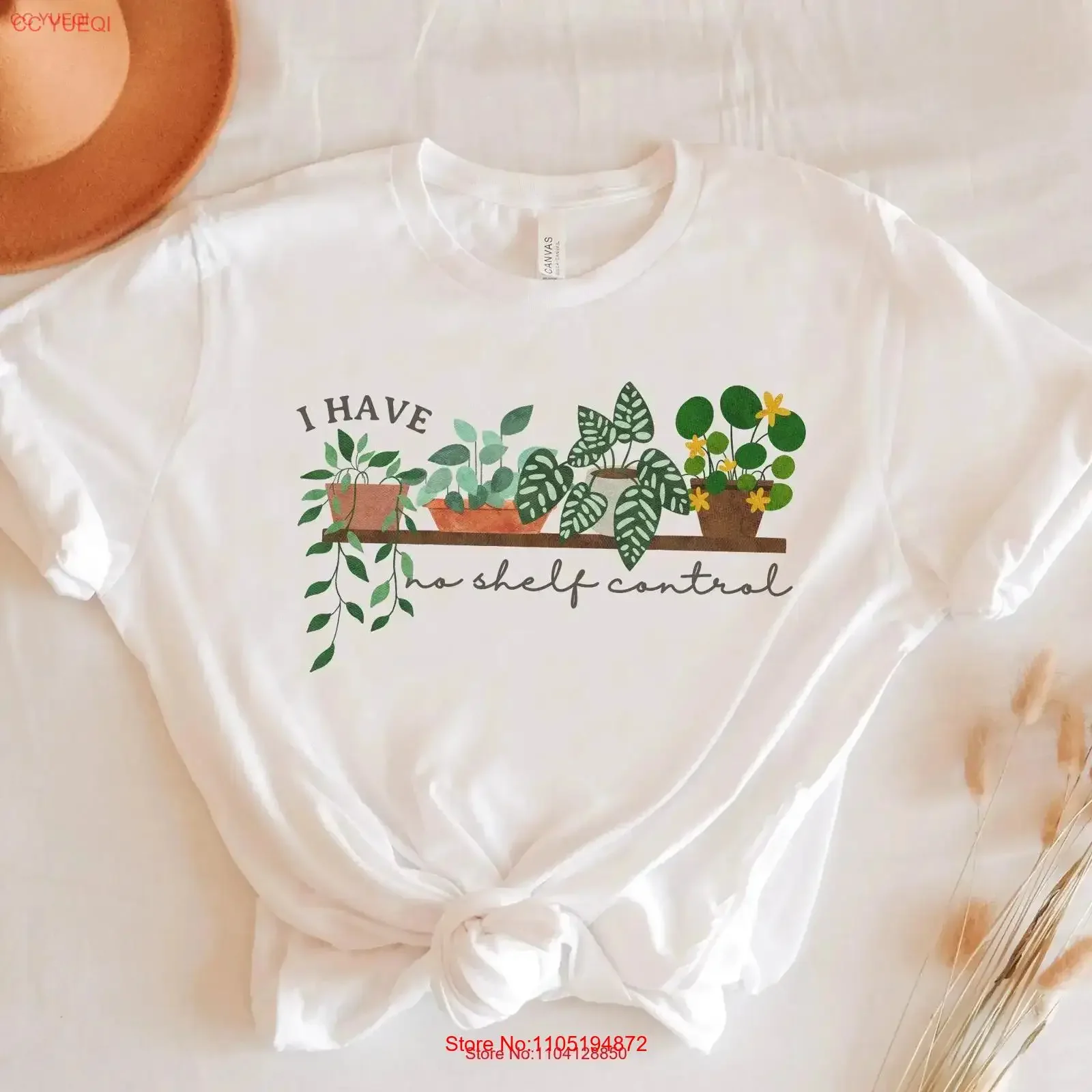 تي شيرت Plant Mom مضحك بدون تحكم في الرف برقبة دائرية للسيدات والبستنة باللون الأخضر الإبهام العتيق المغسول للجنسين أنيق #1