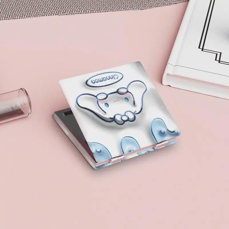 Anime Sanrio specchio per il trucco portatile pieghevole Hello Kitty My Melody Kuromi Cinnamoroll Pochacco specchio cosmetico tenuto in mano regali