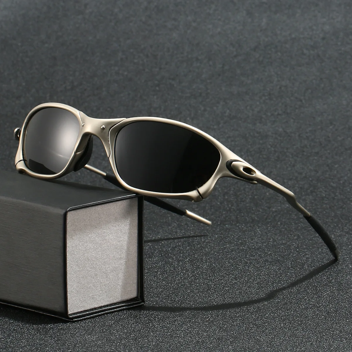 Silver-framed polarized sunglasses with metallic futuristic style for outdoor sports, trendy cycling, UV protection.