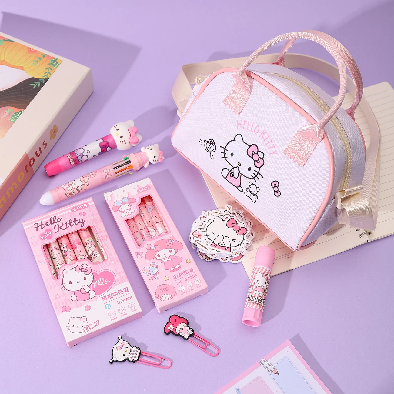 

19-piece genuine Sanrio study file set | 1 handbag bag | 2 paper clips | 6 erasable gel pens | 6 automatic pencils | 1 push-on e