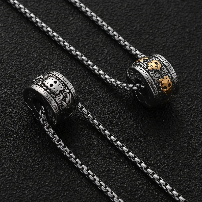 Retro Cloud Totem Six Word Mantra Pendant Necklace Men Fashion Titanium Steel Daily Accessories