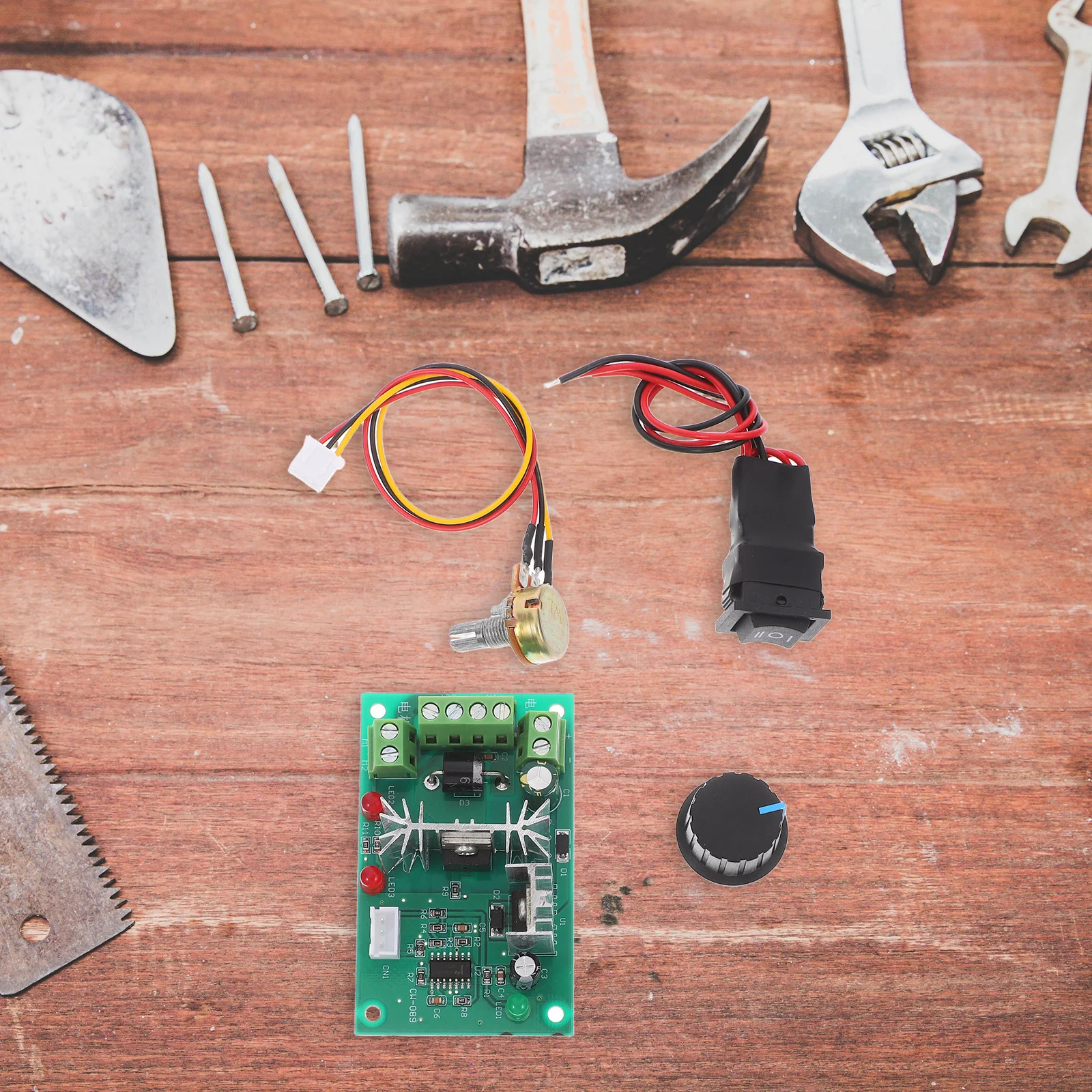 

5A High Current Constant Voltage Power Supply Module Led Charging Built-In Overvoltage Protection Short Circuit Safety
